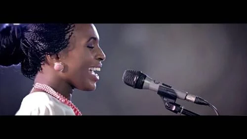 Dena Mwana – Elombe/Pasola lola/Jericho Medley Lingala Dena Mwana – Elombe/Pasola lola/Jericho Medley Lingala