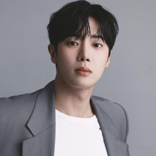 Choo Young Woo Biography: Age, Girlfriend, Net Worth, Height, Siblings Choo Young Woo Biography: Age, Girlfriend, Net Worth, Height, Siblings